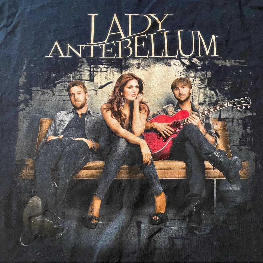 LADY ANTEBELLUM T-shirt Tee Black Size Large Group Photo Music Shirt Band Tee
